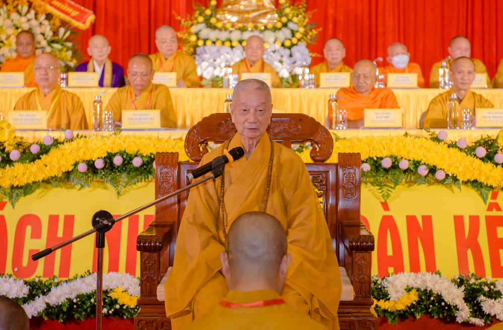 truong lao hoa thuong quyen phap chu ghpgvn quang lam chung minh dai hoi phat giao tinh ninh binh lan thu vii