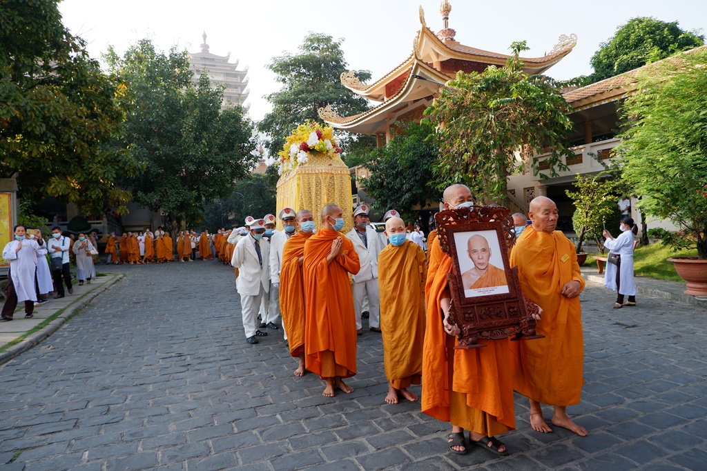truy niem cung tong kim quan ht giac phuc tra ty