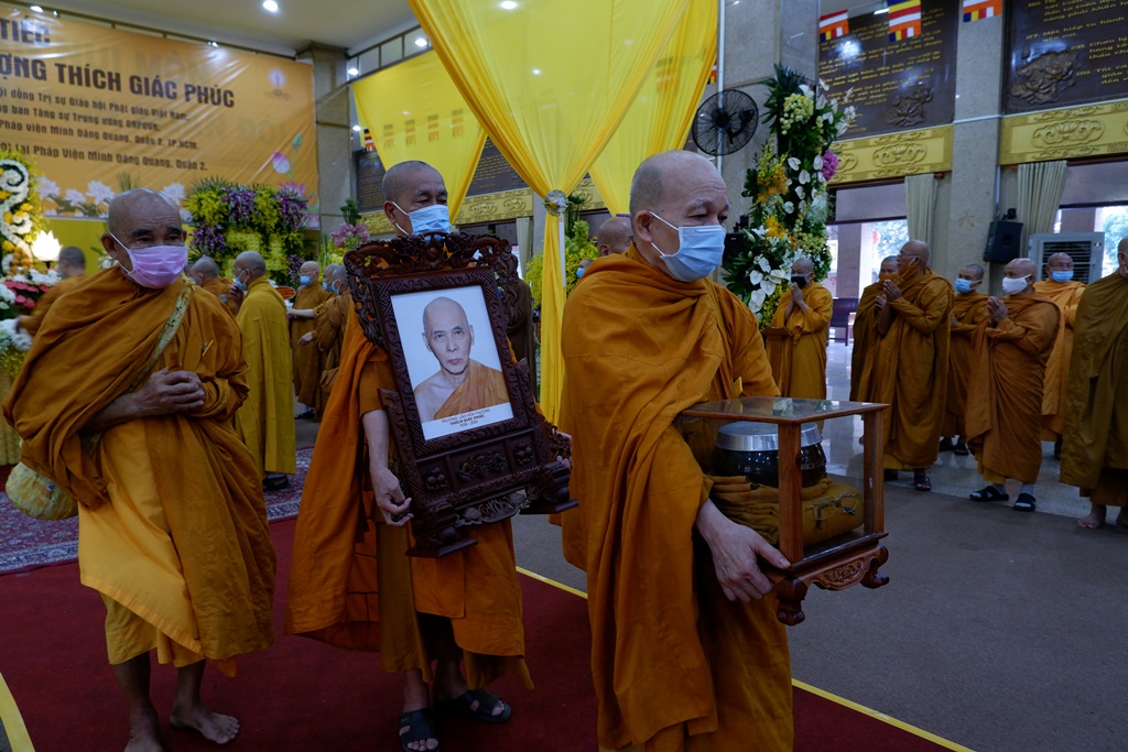 truy niem cung tong kim quan ht giac phuc tra ty