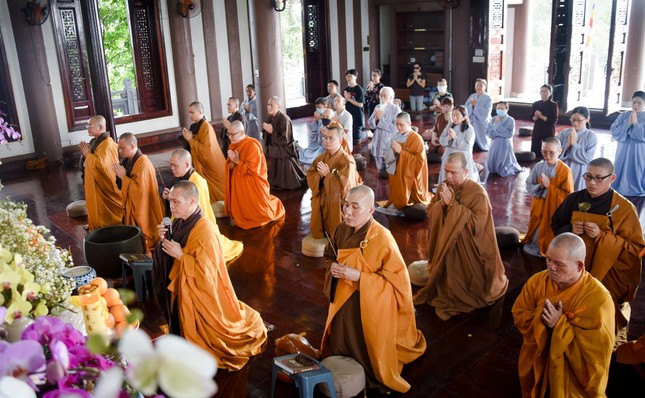 tu vien khanh an tuong niem to khai son va trao tang 450 phan qua tet