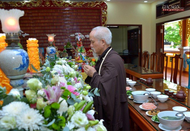 tu vien vinh nghiem to chuc le cau sieu cho cac nan nhan tu vong vi covid 19