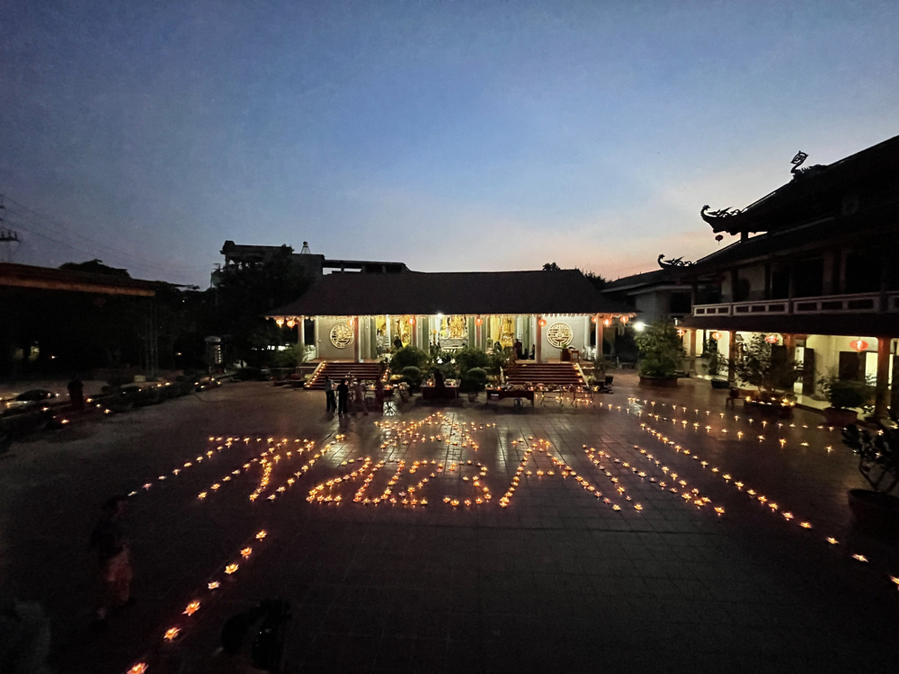 tuyen quang  trang nghiem le cau sieu thap nen tri an cac anh hung liet si tai chua an vinh