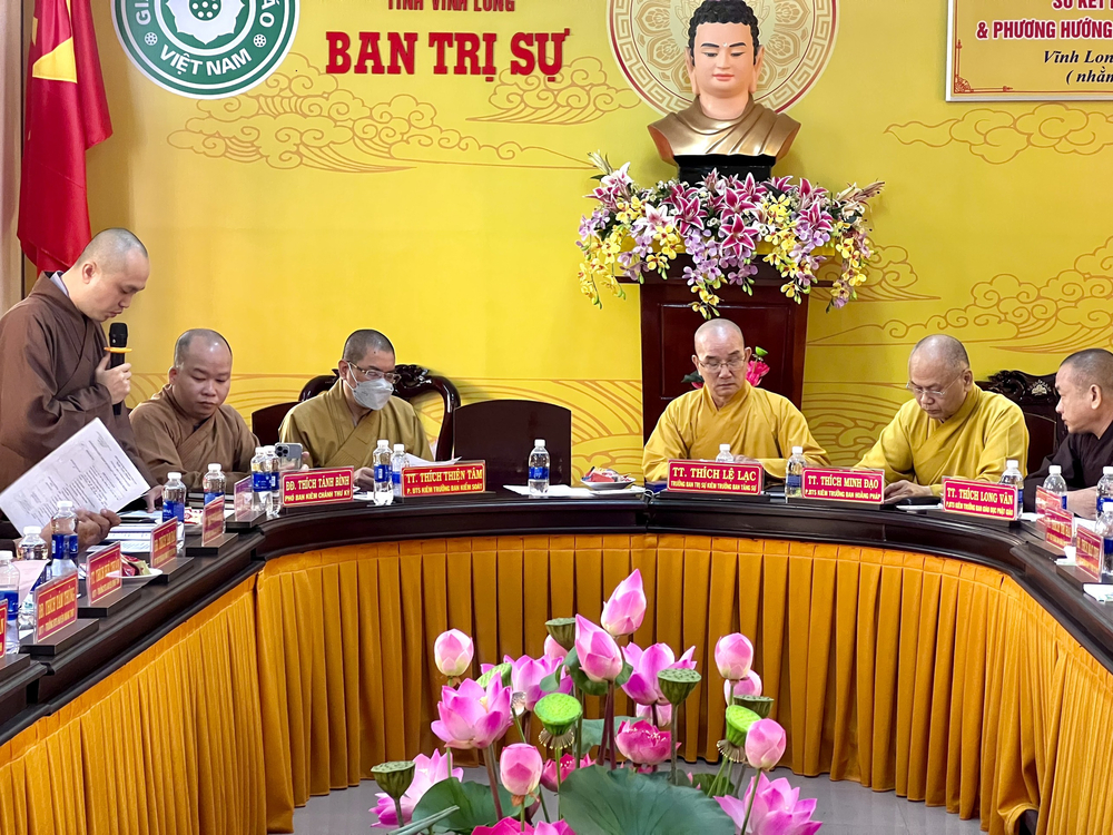 vinh long  ban tri su phat giao tinh hop trien khai cong tac phat su