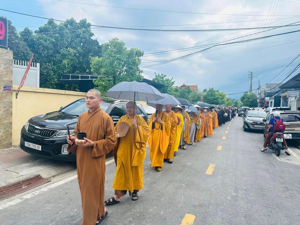 xuat hien hien tuong  ??ky la ?? trong dam tang ca nuong nho tuoi nhat viet nam qua doi vi tai nan giao thong