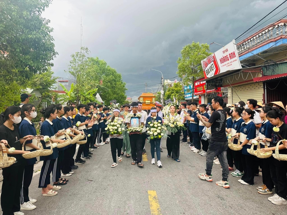 xuat hien hien tuong  ??ky la ?? trong dam tang ca nuong nho tuoi nhat viet nam qua doi vi tai nan giao thong