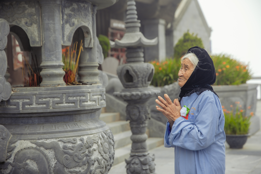 xuc dong mua vu lan bao hieu noi dinh thieng fansipan